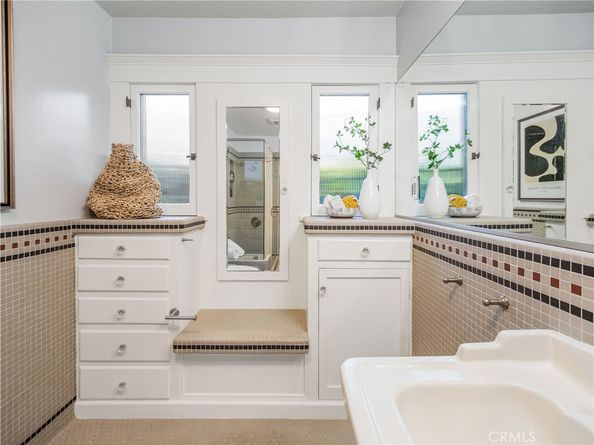 3740 E 5th Street, Long Beach CA 90814