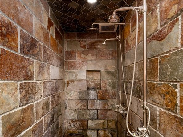 2510 N Park Boulevard, Santa Ana CA 92706