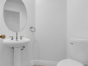 32 Salinas, Lake Forest CA 92610