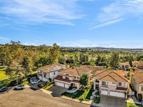 32 Salinas, Lake Forest CA 92610