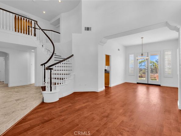 32 Salinas, Lake Forest CA 92610