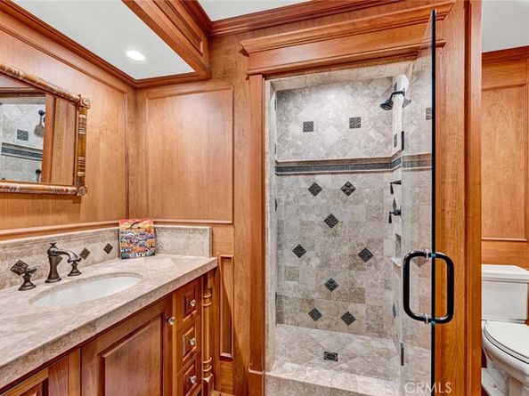 752 N Creekview Drive, Orange CA 92869