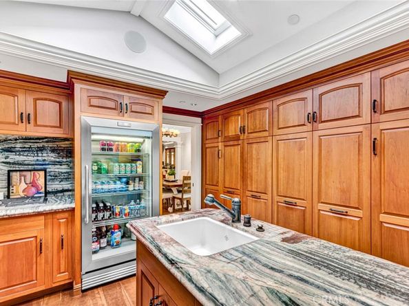 752 N Creekview Drive, Orange CA 92869