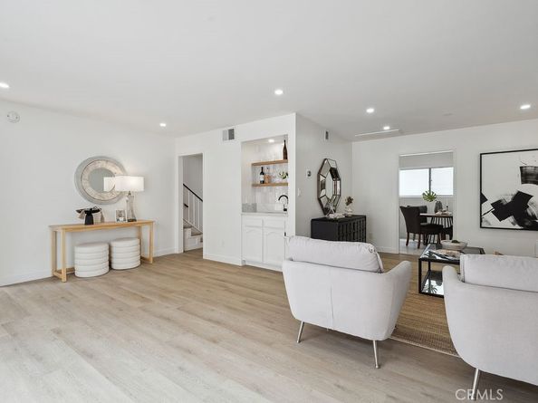 6101 Fulton Avenue 8, Van Nuys CA 91401