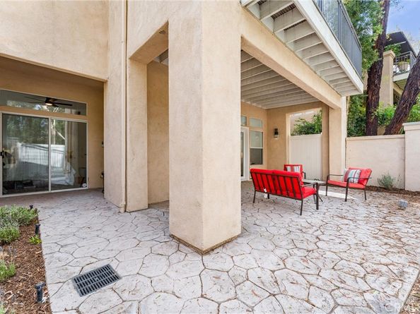 397 San Vicente Lane, Anaheim Hills CA 92807