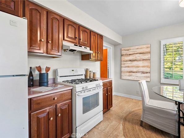 1101 W Sharon Road, Santa Ana CA 92706