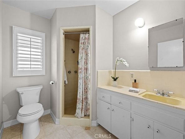 1101 W Sharon Road, Santa Ana CA 92706