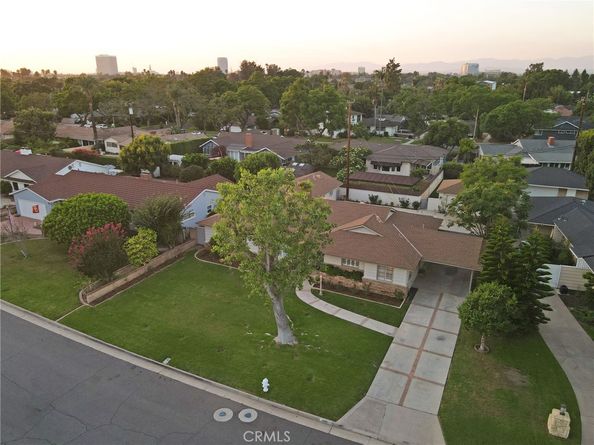 1101 W Sharon Road, Santa Ana CA 92706