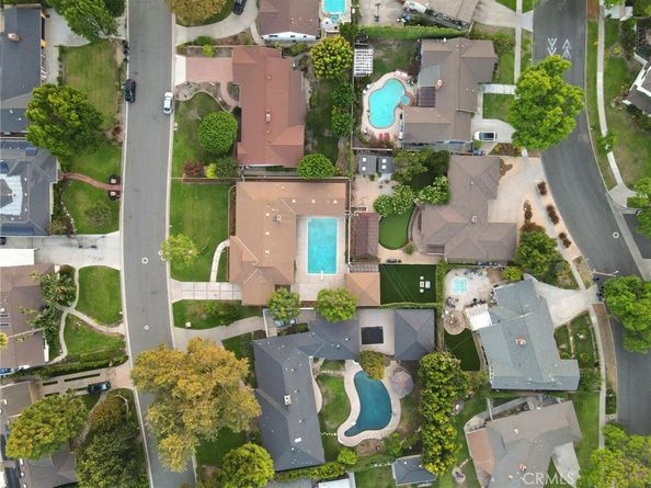 1101 W Sharon Road, Santa Ana CA 92706