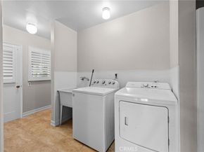 1101 W Sharon Road, Santa Ana CA 92706