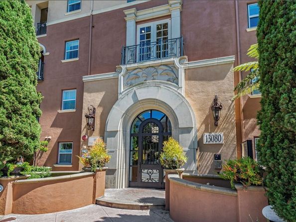 13080 Pacific Promenade 211, Playa Vista CA 90094
