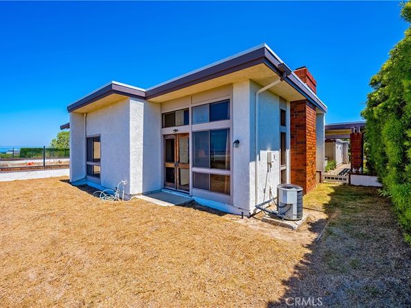 21 Beachcomber Drive, Corona Del Mar CA 92625