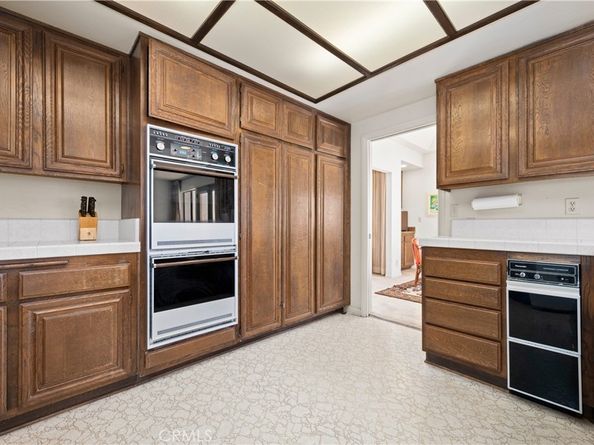 21 Beachcomber Drive, Corona Del Mar CA 92625