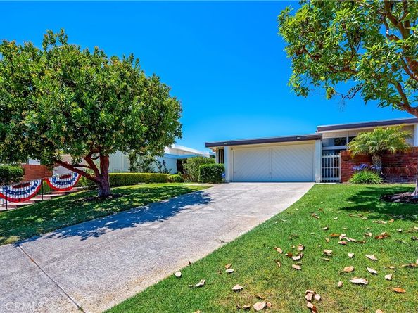 21 Beachcomber Drive, Corona Del Mar CA 92625