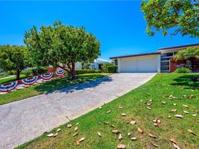 21 Beachcomber Drive, Corona Del Mar CA 92625