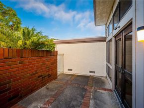 21 Beachcomber Drive, Corona Del Mar CA 92625