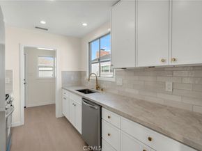 2729 Greentop Street, Lakewood CA 90712