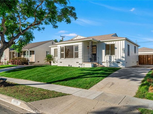 2729 Greentop Street, Lakewood CA 90712
