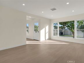 2729 Greentop Street, Lakewood CA 90712