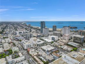 122 Elm Avenue 11, Long Beach CA 90802