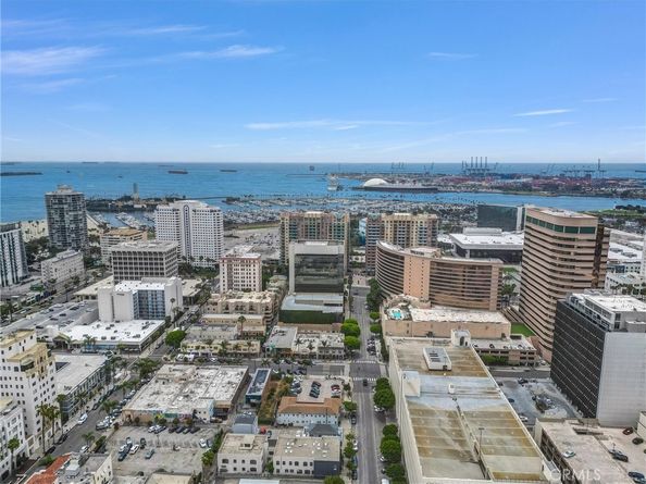 122 Elm Avenue 11, Long Beach CA 90802
