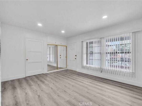 122 Elm Avenue 11, Long Beach CA 90802