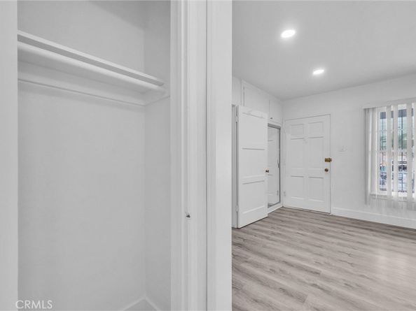 122 Elm Avenue 11, Long Beach CA 90802