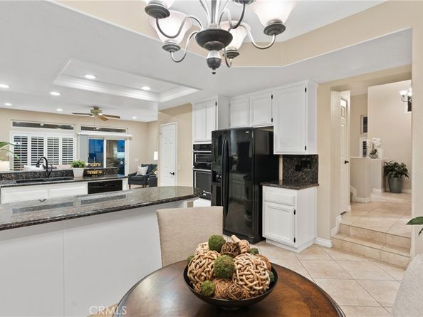 530 S Laureltree Drive, Anaheim Hills CA 92808