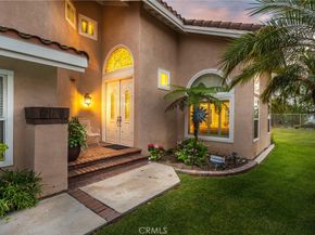 530 S Laureltree Drive, Anaheim Hills CA 92808