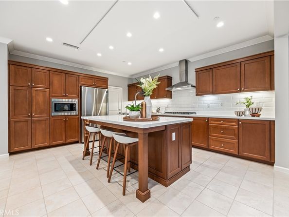 51 Decker, Irvine CA 92620