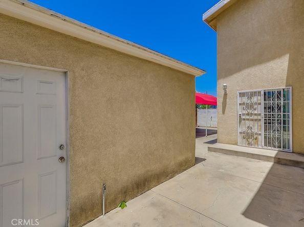 720 W 108th Street, Los Angeles CA 90044