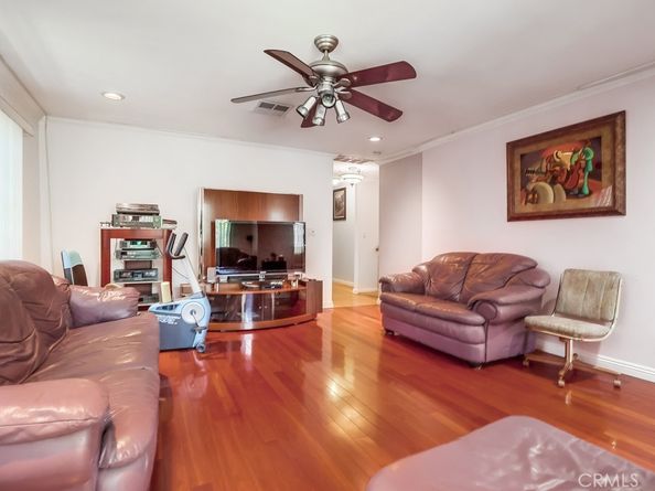 720 W 108th Street, Los Angeles CA 90044