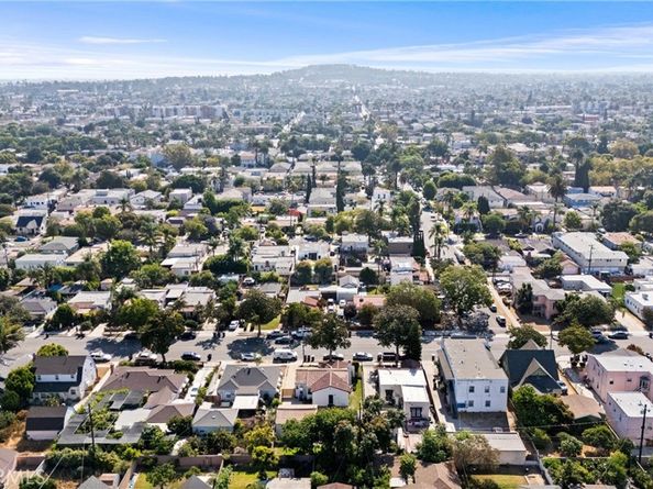 2319 Magnolia Avenue, Long Beach CA 90806
