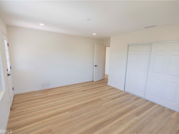 2122 W 10th Street, Santa Ana CA 92703