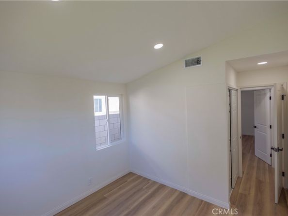 2122 W 10th Street, Santa Ana CA 92703