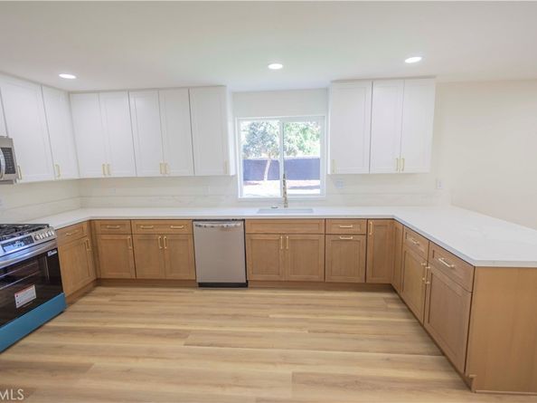 2122 W 10th Street, Santa Ana CA 92703