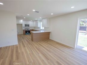2122 W 10th Street, Santa Ana CA 92703