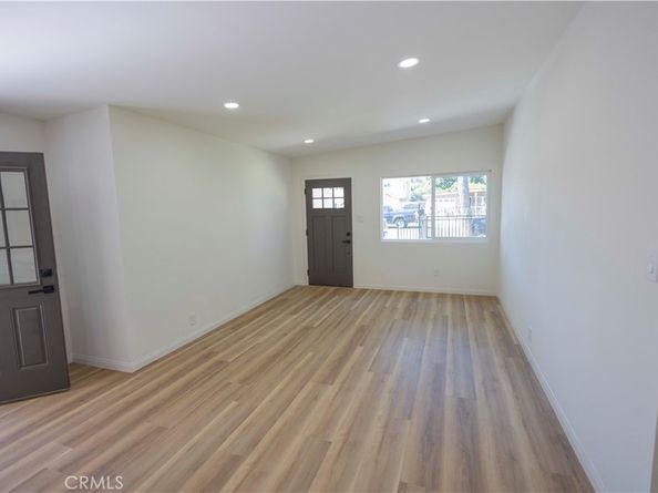 2122 W 10th Street, Santa Ana CA 92703