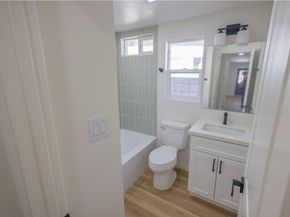 2122 W 10th Street, Santa Ana CA 92703