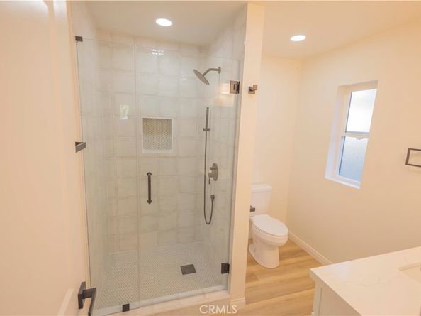 2122 W 10th Street, Santa Ana CA 92703