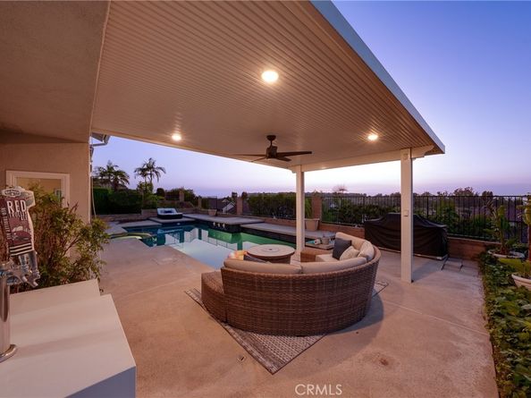 6691 E Smokewood Circle, Anaheim Hills CA 92807