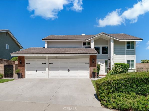 6691 E Smokewood Circle, Anaheim Hills CA 92807