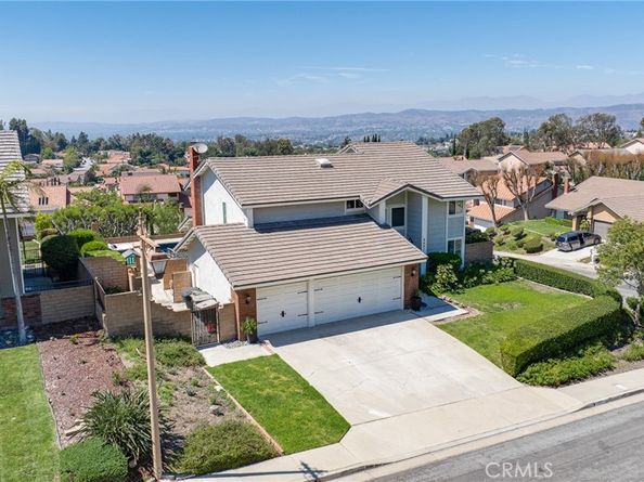 6691 E Smokewood Circle, Anaheim Hills CA 92807