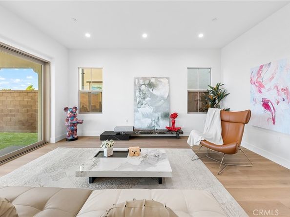 118 Sunnybank, Irvine CA 92618