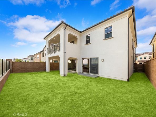118 Sunnybank, Irvine CA 92618