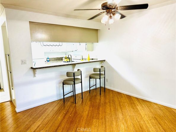 1237 E 6th Street 106, Long Beach CA 90802