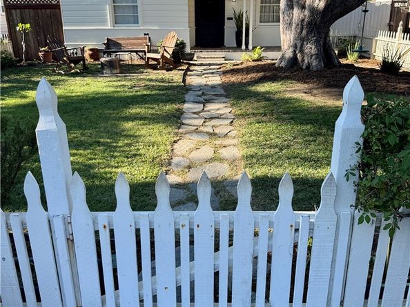 621 E 20th Street, Santa Ana CA 92706