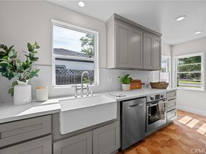621 E 20th Street, Santa Ana CA 92706
