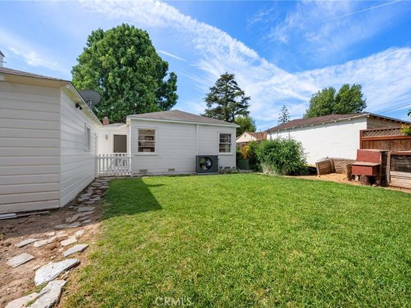 621 E 20th Street, Santa Ana CA 92706