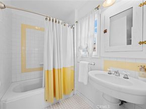 621 E 20th Street, Santa Ana CA 92706